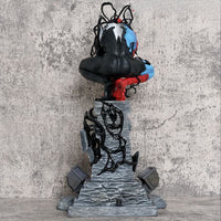 Spidy on pillar New