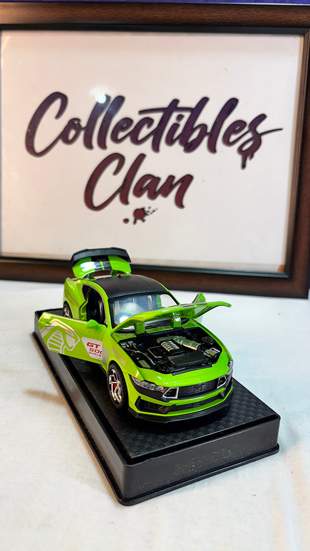 1:32 Scale Ford Mustang Shelby GT500 Die-cast Model Car, Alloy Metal Muscle Car with Opening Doors and Pull-Back Action Realistic Model Gift for Kids, Boys & Diecast Collectors