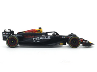 Rastar 1:18 Scale Red Bull RB18 Max Verstappen #1 Remote Control Car, Official F1 Championship Edition R/C Model