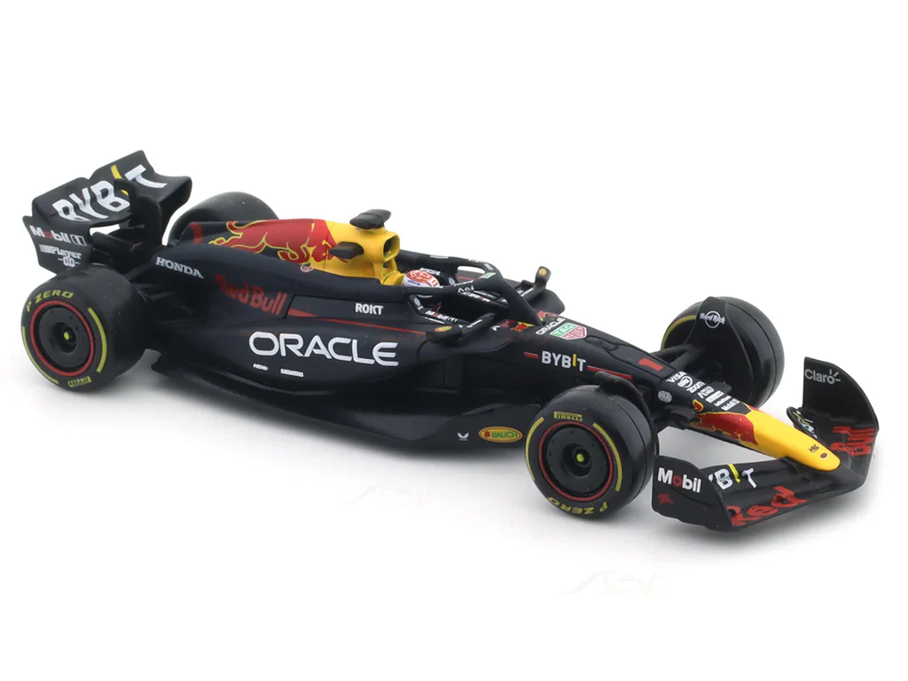 Rastar 1:18 Scale Red Bull RB18 Max Verstappen #1 Remote Control Car, Official F1 Championship Edition R/C Model