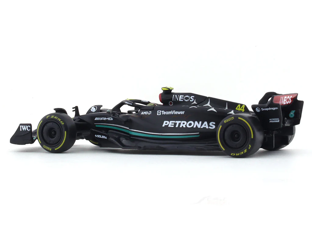 Bburago 1:43 Scale Mercedes-AMG F1 W14 Lewis Hamilton #44 Die-cast Car, Licensed Formula 1 Collector's Edition Model