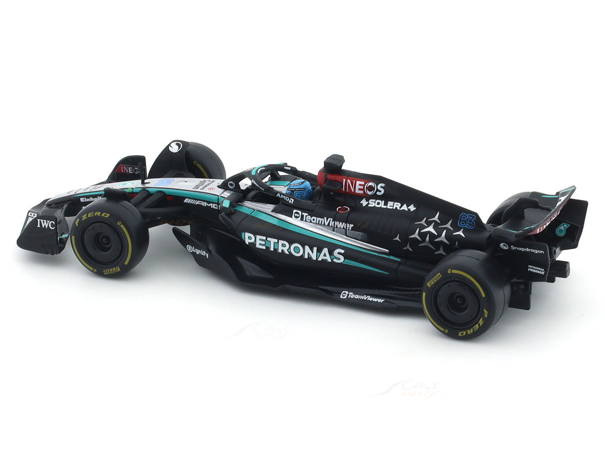 Bburago 1:43 Scale Mercedes-AMG F1 W14 George Russell #63 Die-cast Car, Official F1 Team Replica for Adult Collectors