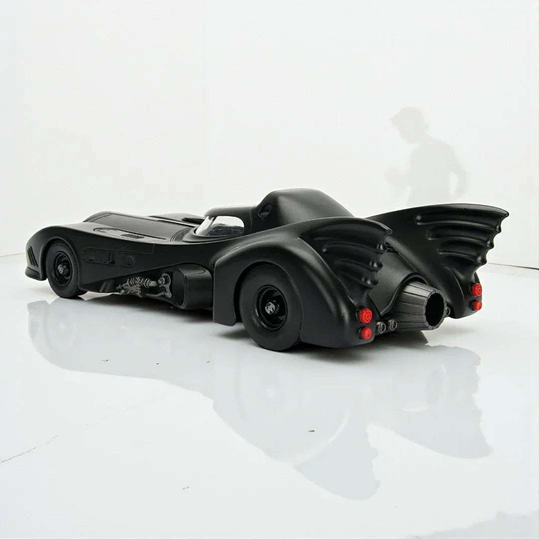 1:43 Scale Classic Batmobile (1989 Movie Edition) Die-cast Model, Iconic DC Comics Batman Collector Car