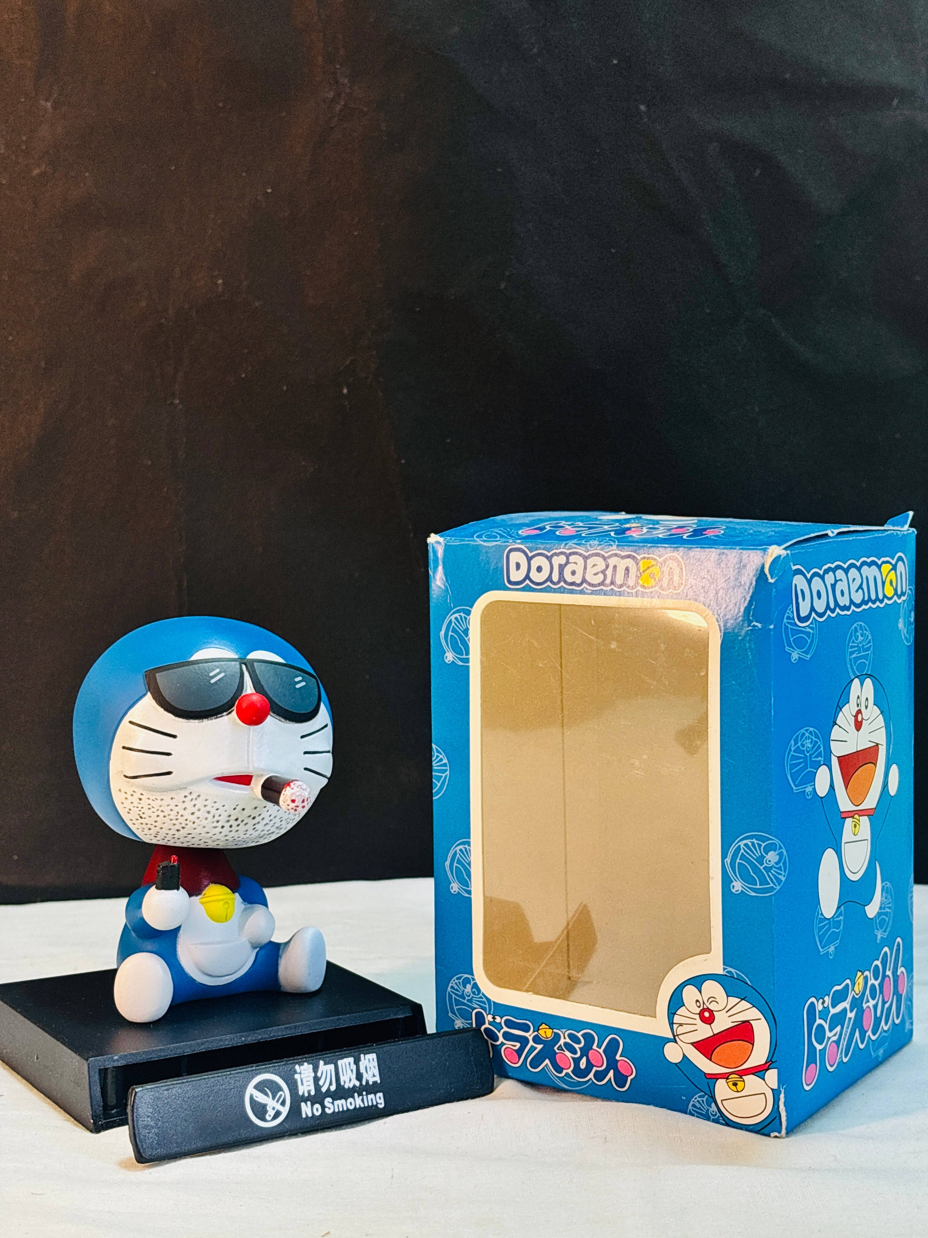 DORAEMON Ciggerate BOBBLEHEAD