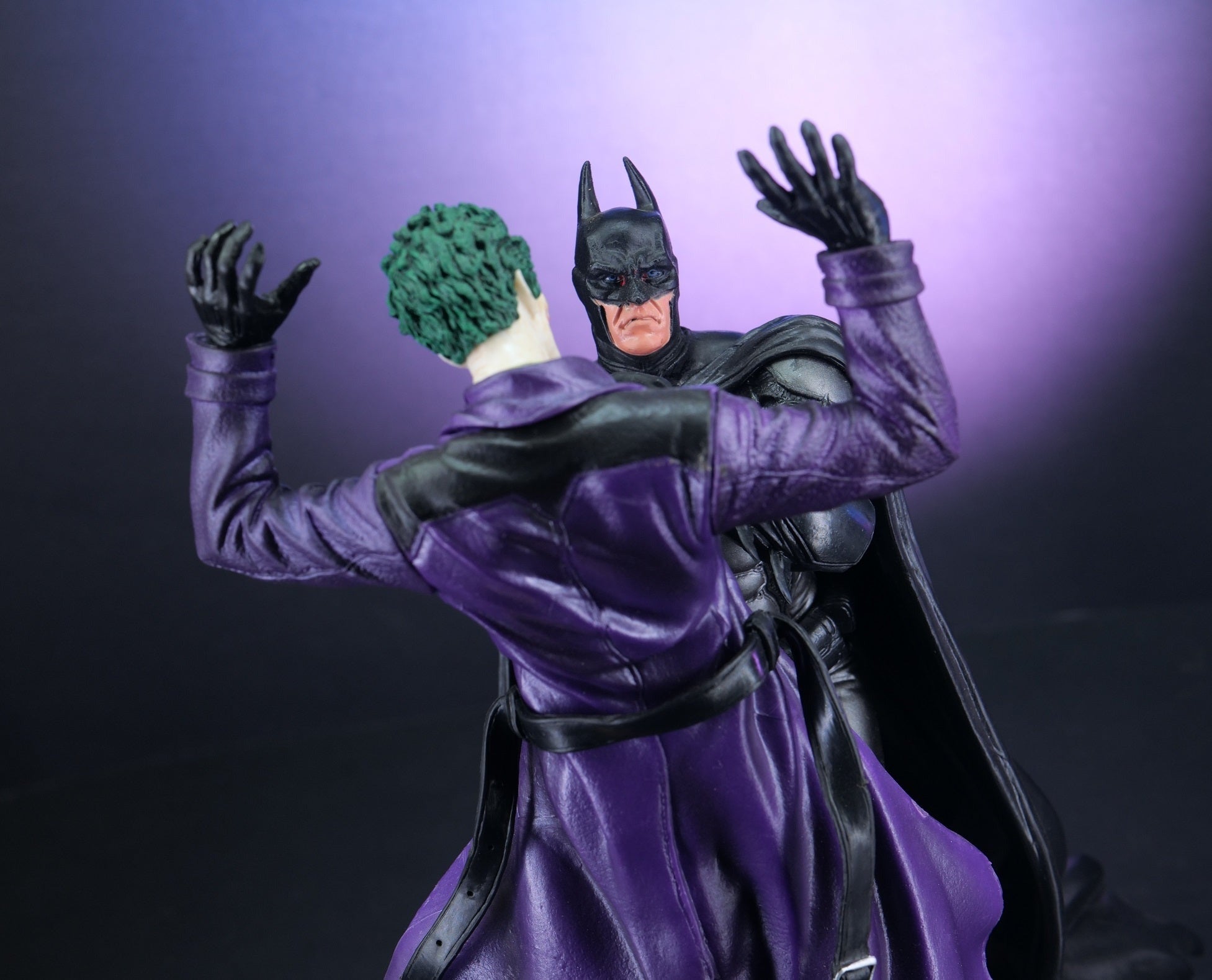 Batman vs Joker Fight Action Figure (30 cm) PVC – DC Comics Collectible by Collectibles clan