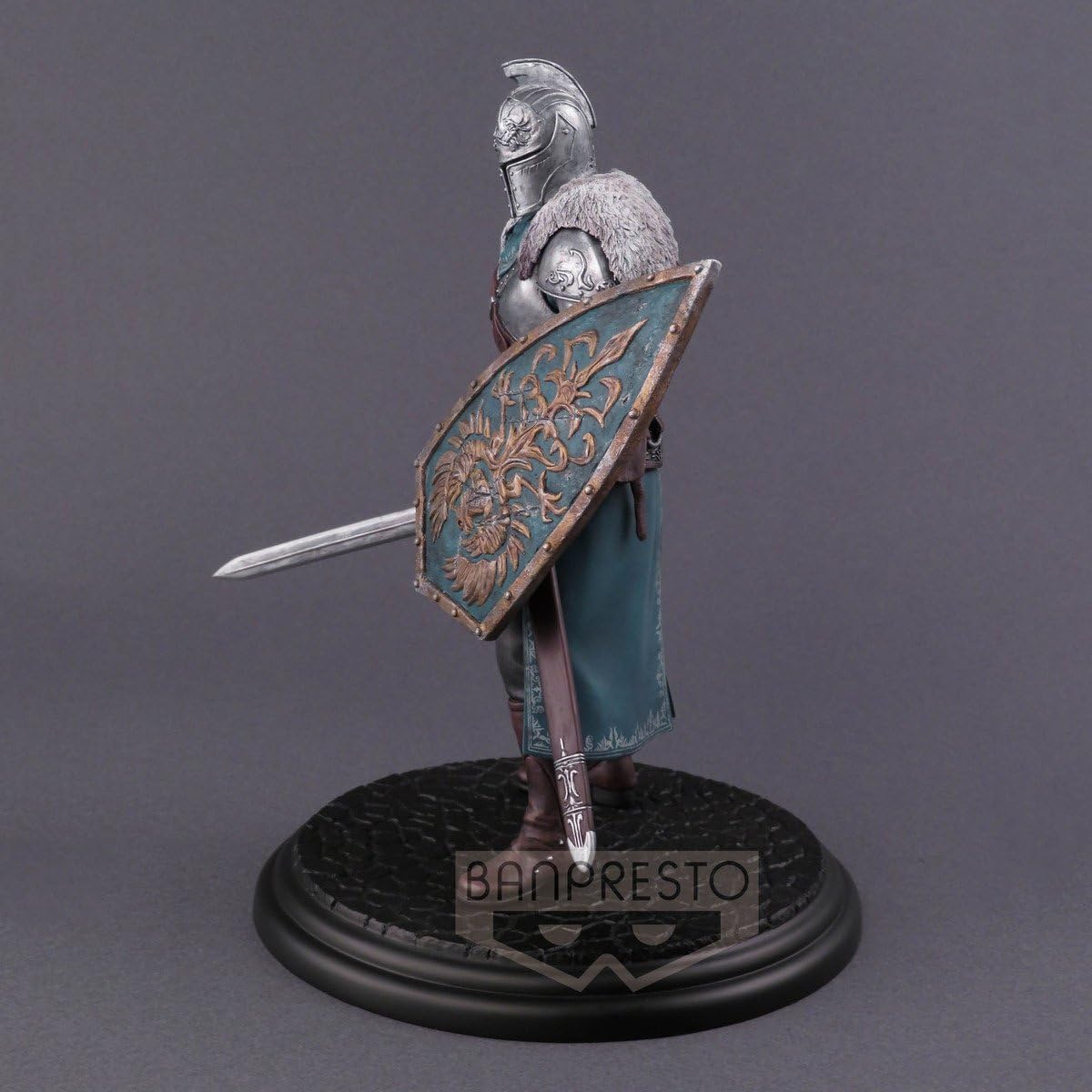 Elite Knight Figure Dark Souls Standing